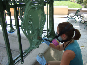 metro-8-2009_on-site_re-painting30-a