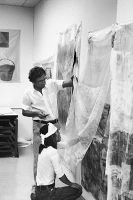 chenberg-at-work-on-the-Hoarfrost-series,-assisted-by-Hisachika-Takahashi,-1975.-Photograph-by-Sidney-B.-Felsen-1975